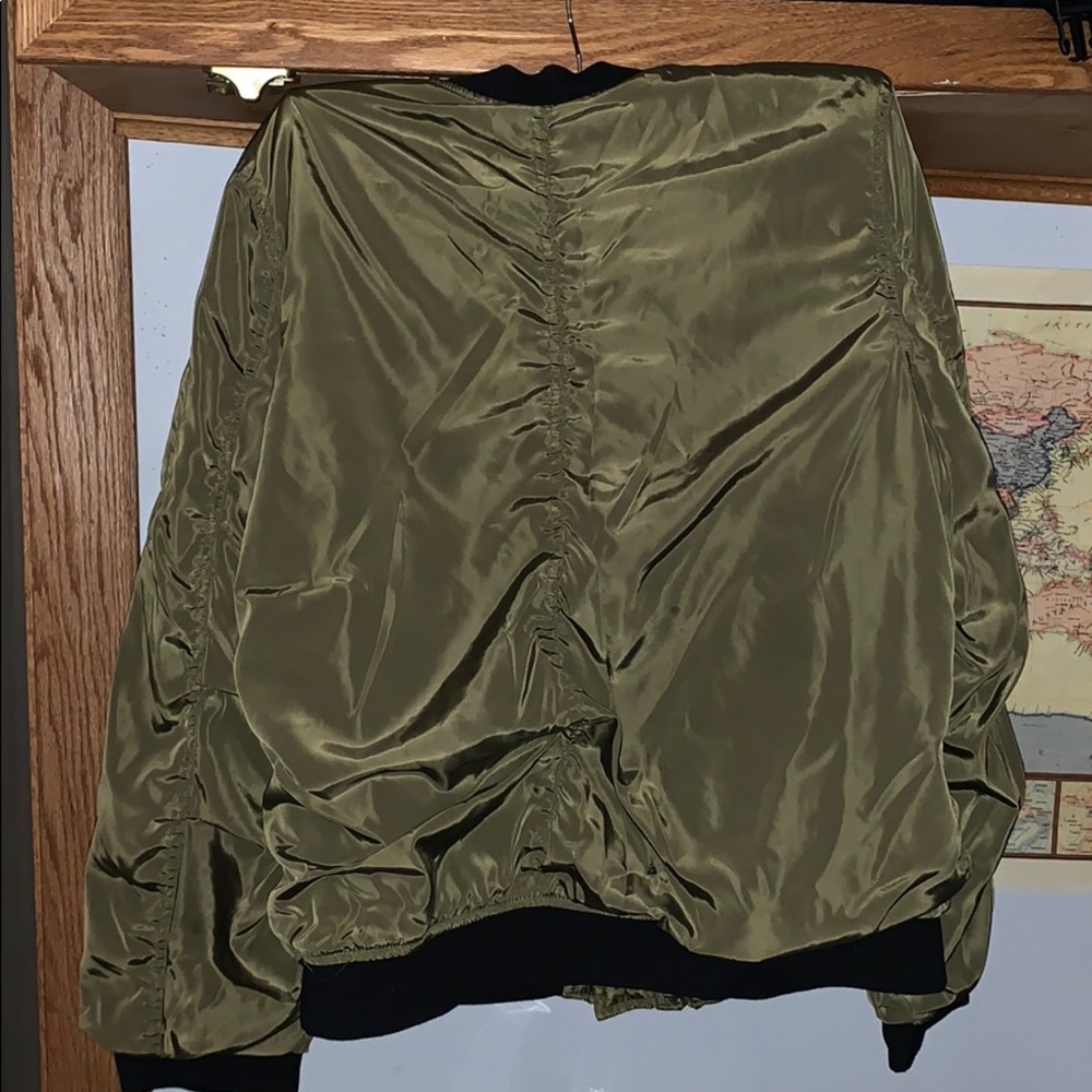 Bomber jacket - Picture 4 of 4